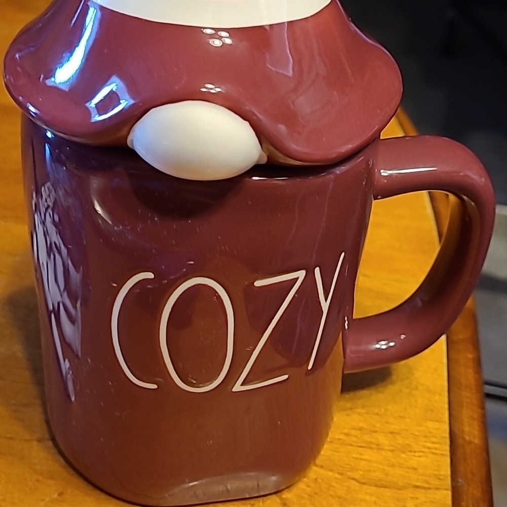 Rae dunn cozy cup & lid